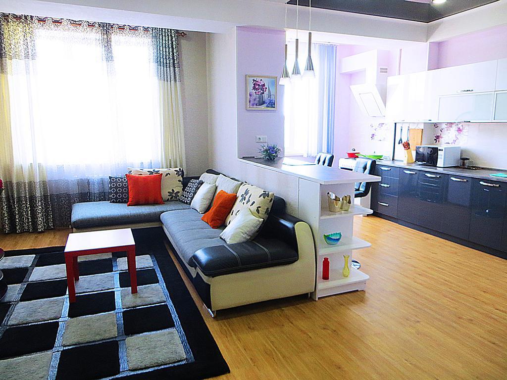 Bishkek Flatlux Apartments Kültér fotó