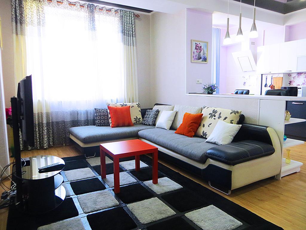 Bishkek Flatlux Apartments Kültér fotó